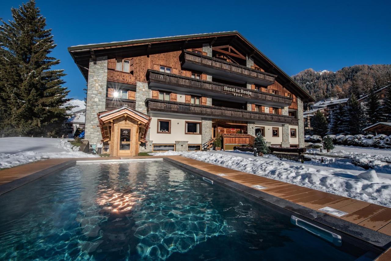 Hotel La Rouja Champoluc Exteriör bild